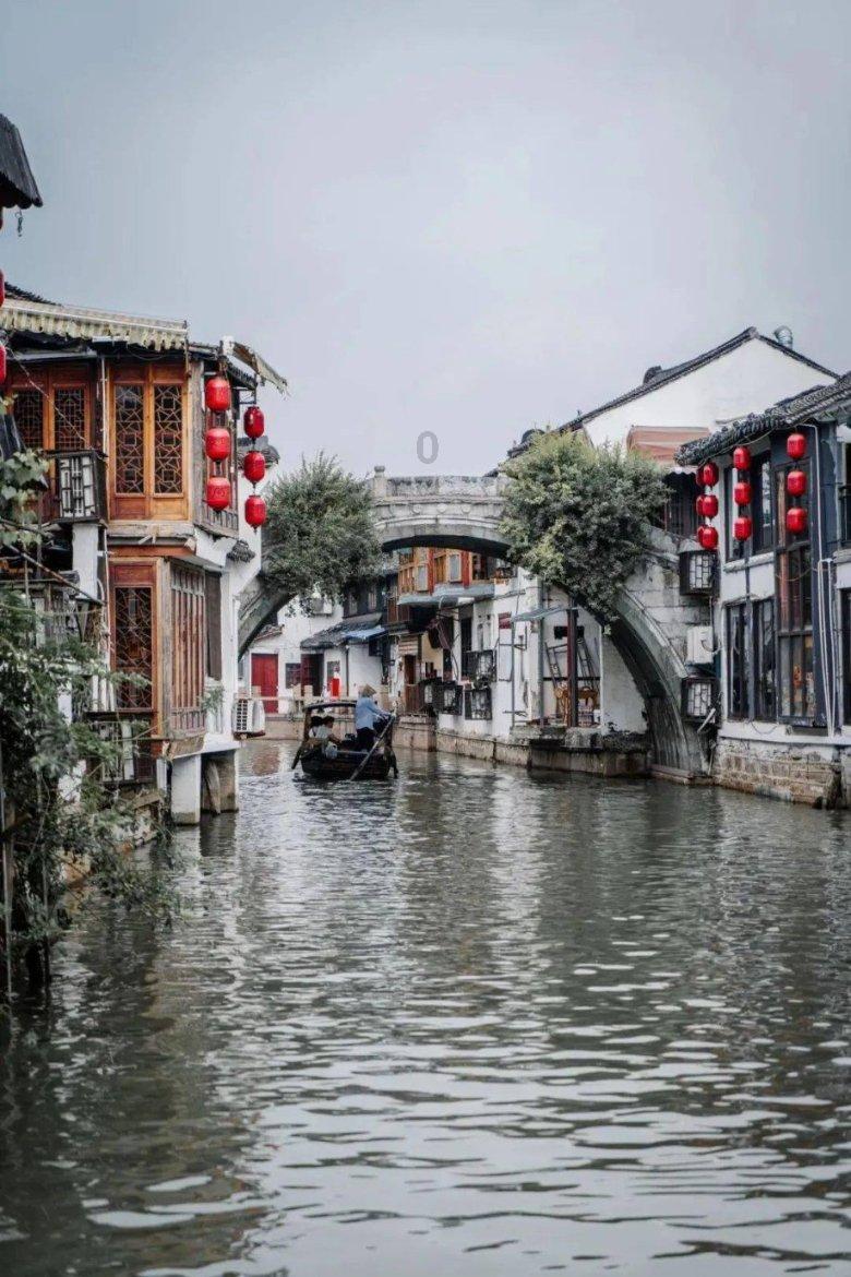 探寻无限可能,畅谈异地恋的大学生怎样才能让爸妈放心?